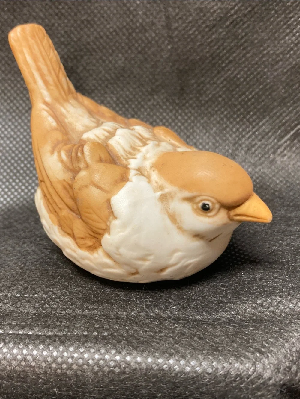Brown & White Decorative Bird Figurine for Pets Bird Display Porcelain House l